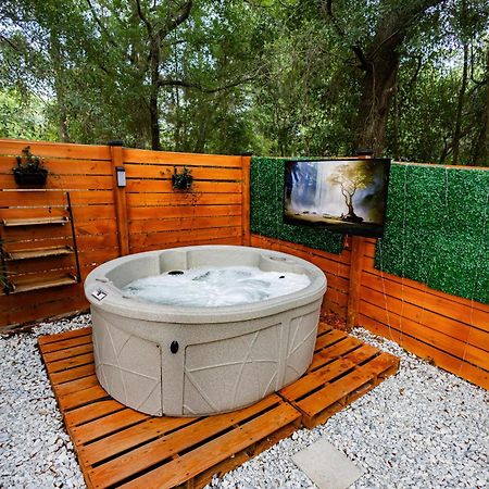 Serene Life Retreat Чипли Экстерьер фото