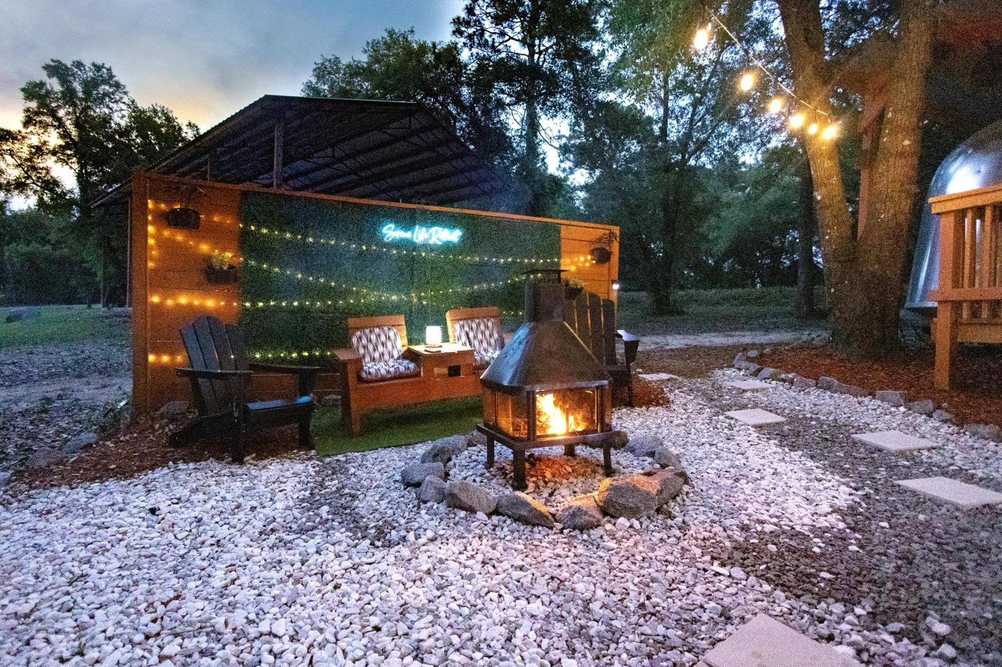 Serene Life Retreat Чипли Экстерьер фото